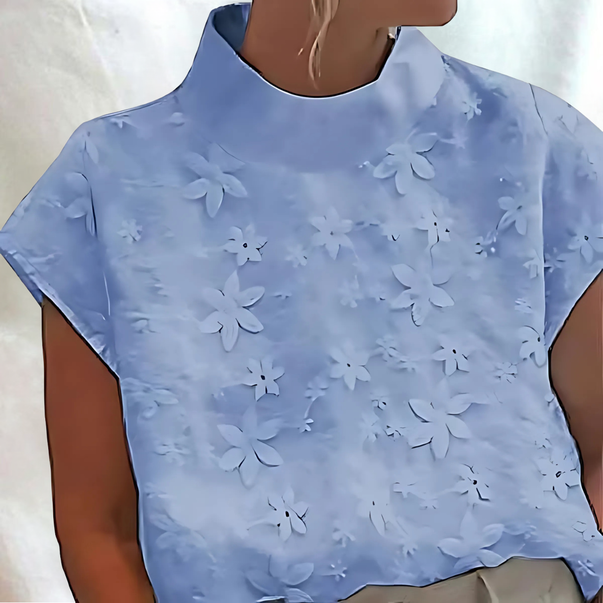 Doutzen™ | Topp med broderade blommor