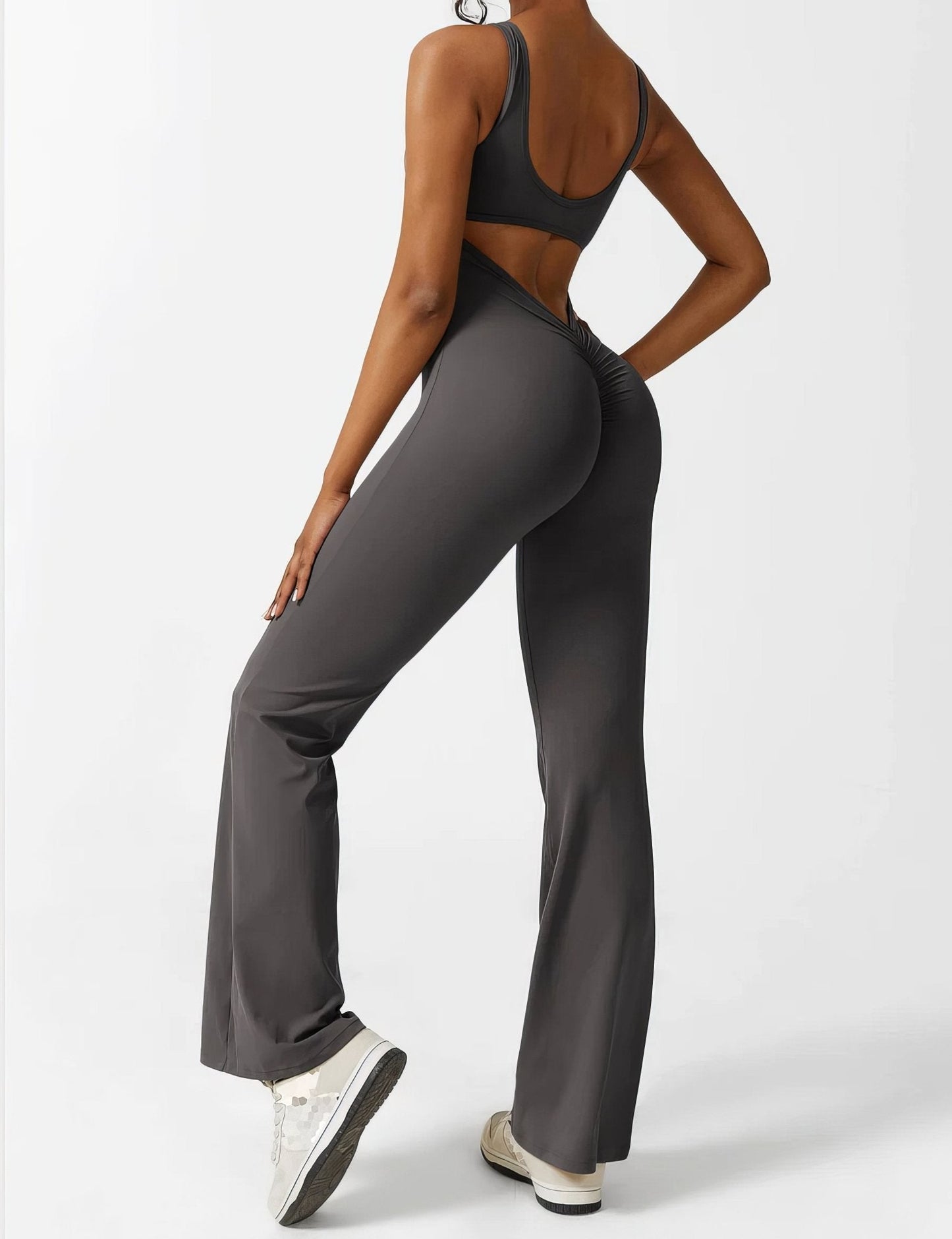 Chloé I Jumpsuit med V - rygg - Mavora.Oslo