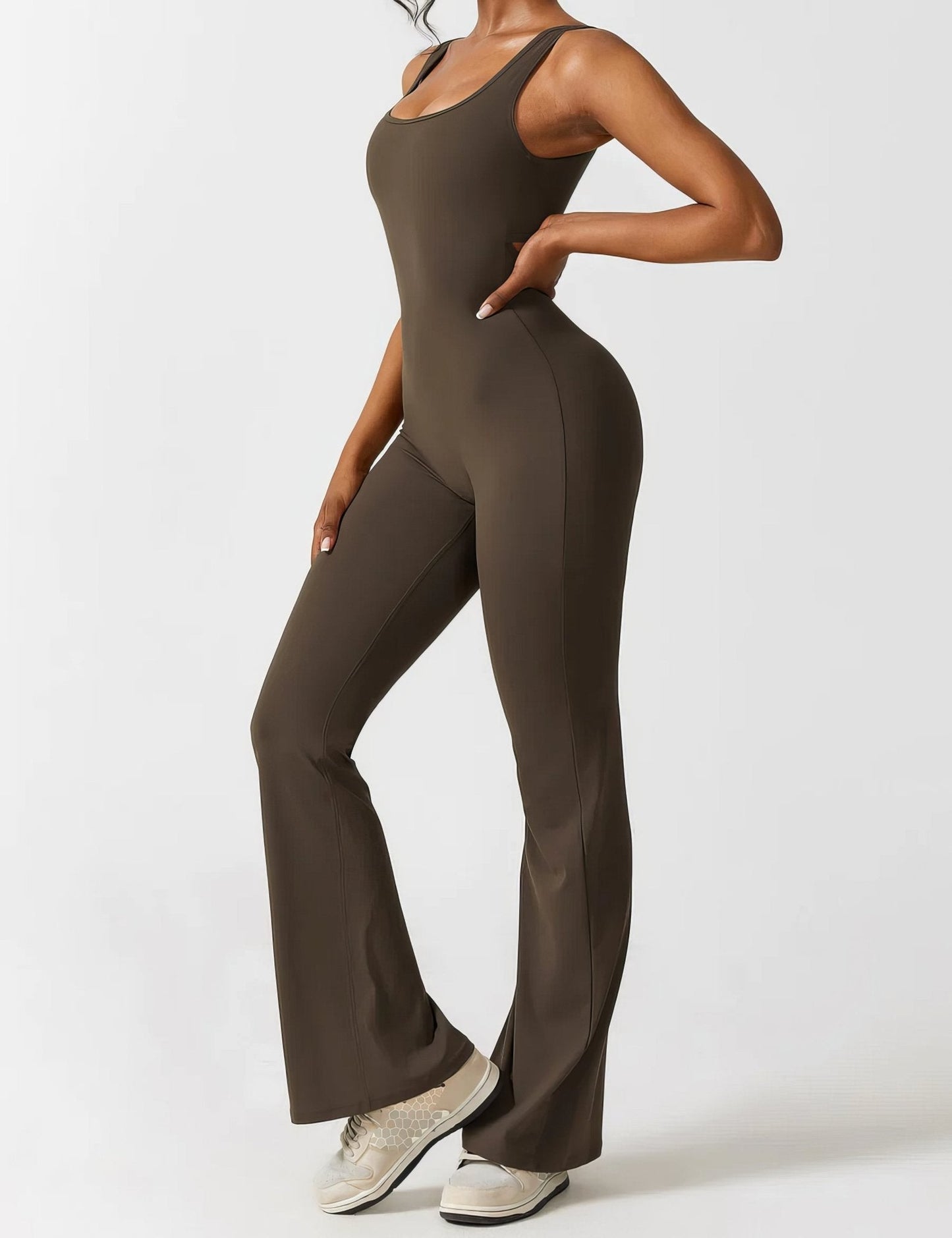 Chloé I Jumpsuit med V - rygg - Mavora.Oslo