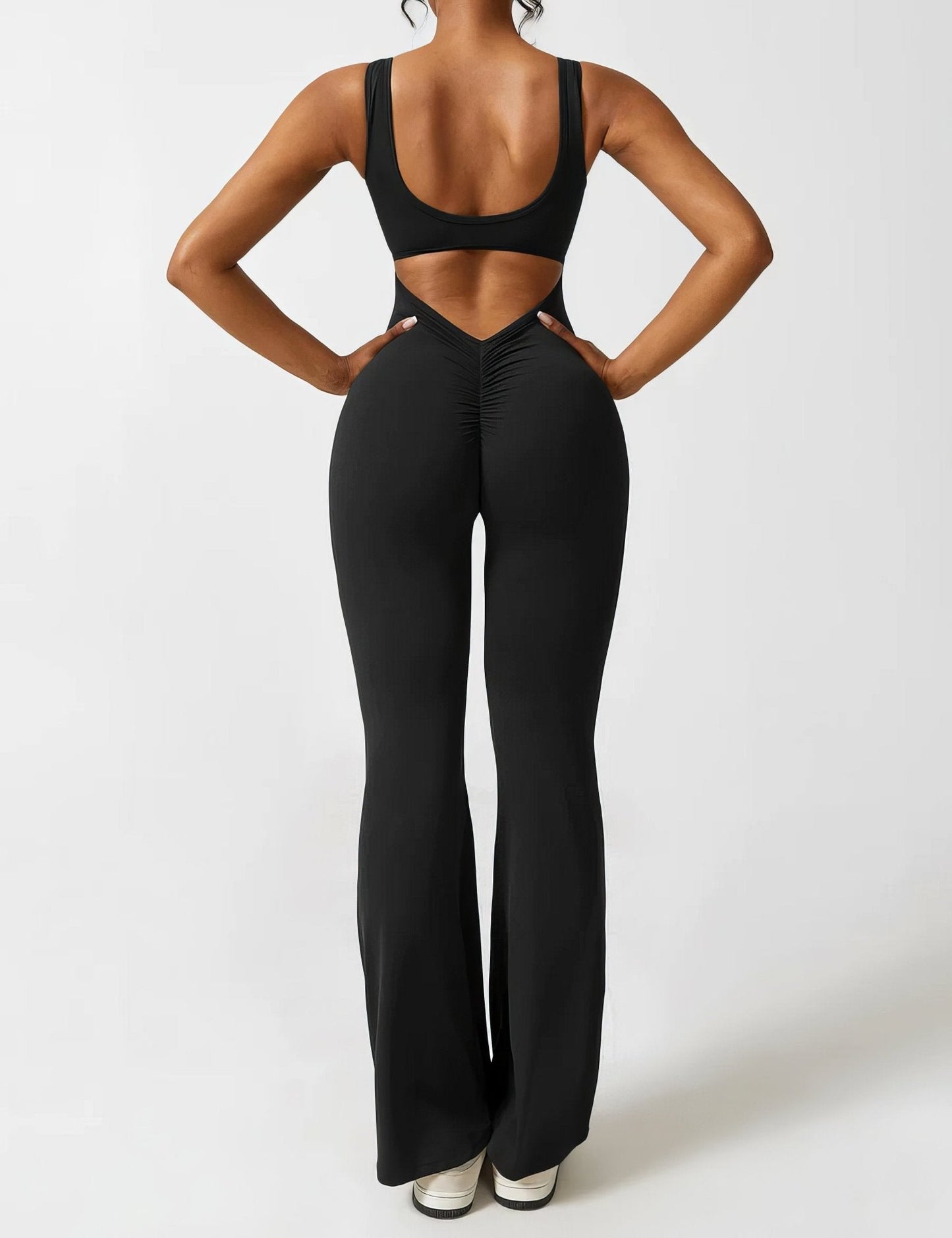 Chloé I Jumpsuit med V - rygg - Mavora.Oslo