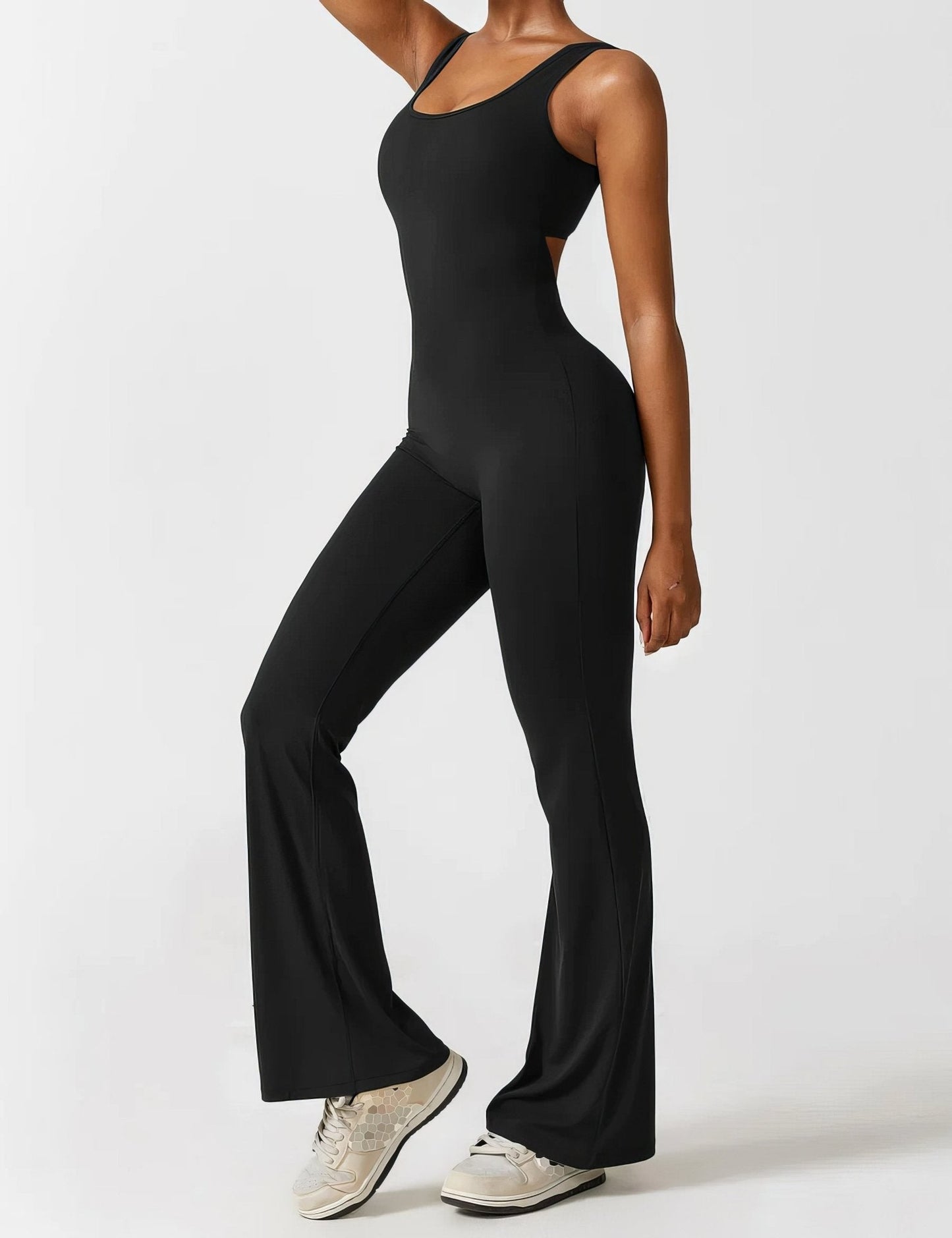 Chloé I Jumpsuit med V - rygg - Mavora.Oslo
