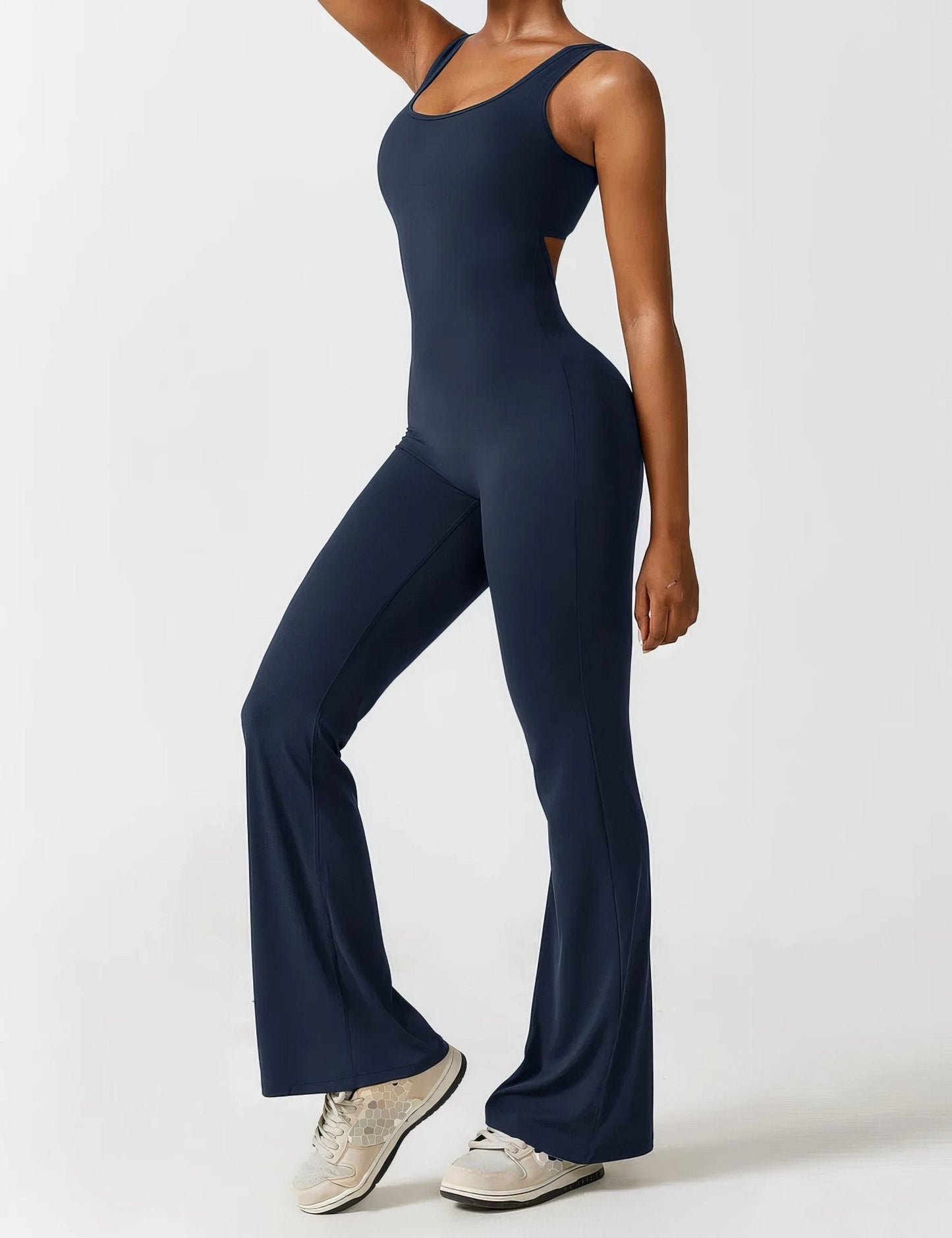 Chloé I Jumpsuit med V - rygg - Mavora.Oslo